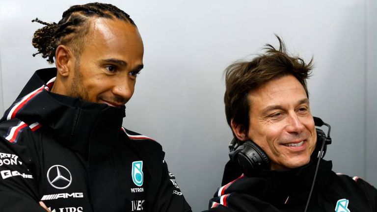 Mercedes-Dreamteam: Motorsportchef Toto Wolff und der siebenfache Weltmeister Lewis Hamilton beim Großen Preis der Niederlande.