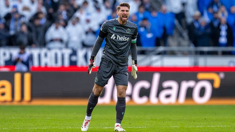 Hannover 96 und Ron-Robert Zieler starten nach der Winterpause in Regensburg.