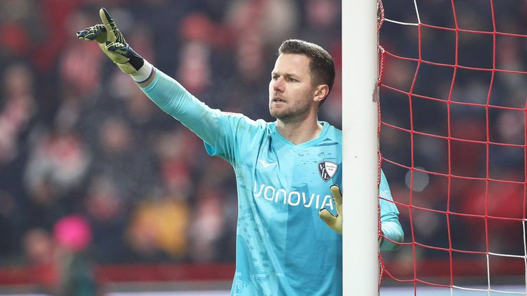 VfL-Keeper Patrick Drewes steht vor dem Heidenheim-Spiel vor seiner Rückkehr ins Tor.