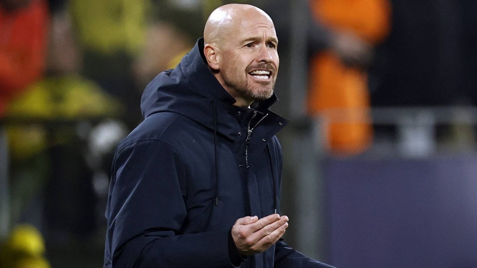 HLV Erik ten Hag chính thức cập bến Borussia Dortmund, Garnacho rời Manchester United theo thầy cũ?