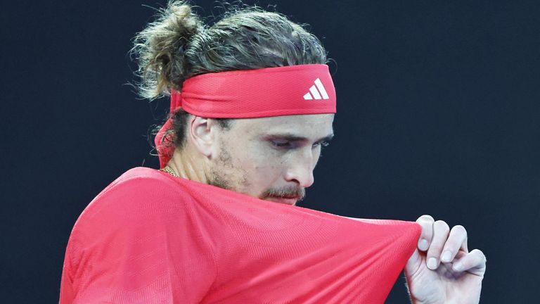 Alexander Zverev verliert das Finale der Australian Open gegen Jannik Sinner.