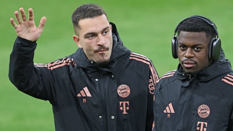 Bayern-Talent Arijon Ibrahimovic (l.) gemeinsam mit Noel Aseko.