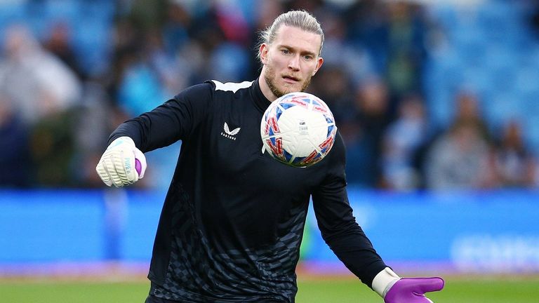 Loris Karius unterschreibt beim FC Schalke einen Vertrag bis zum Saisonende.