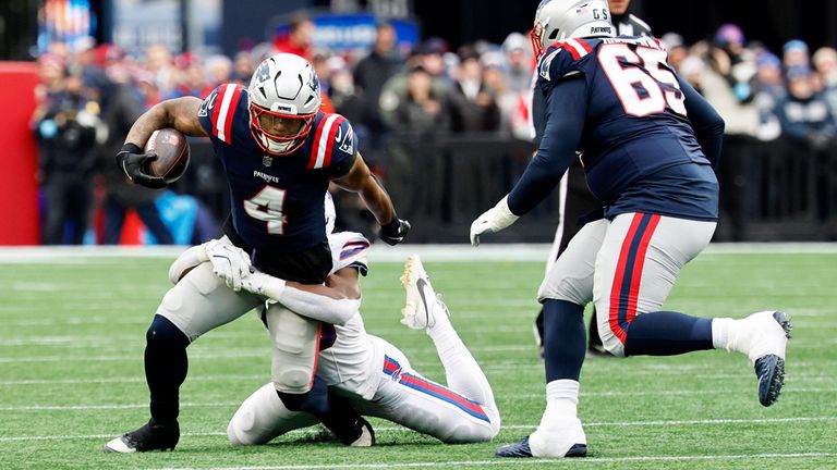 Die New England Patriots besiegen die Buffalo Bills in der NFL.