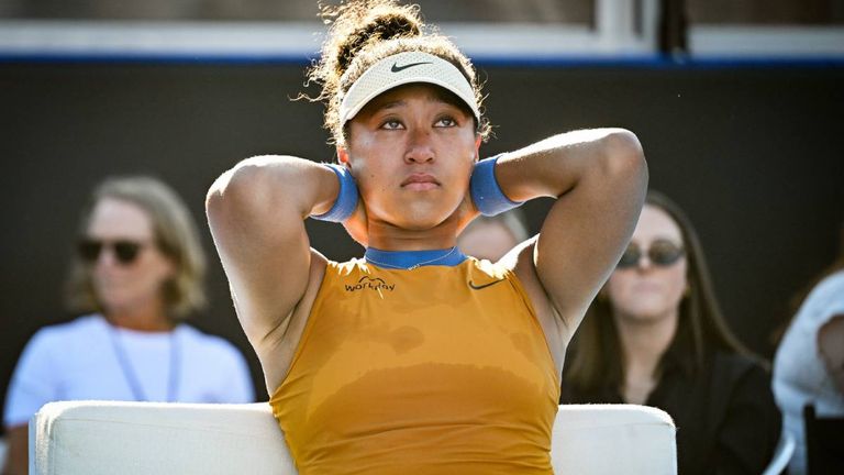 Naomi Osaka muss bei ihrem ersten WTA-Finale seit knapp drei Jahren aufgeben. 