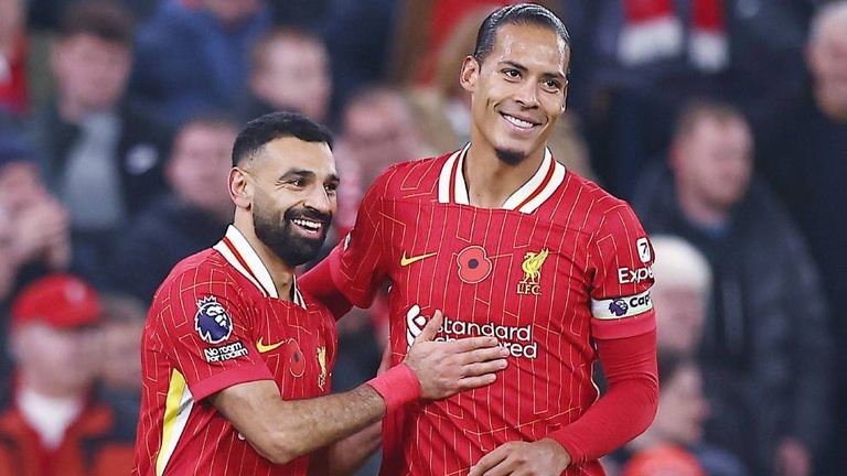 Mohamed Salah (l.) und Virgil van Dijk könnten Liverpool im Sommer ablösefrei verlassen.