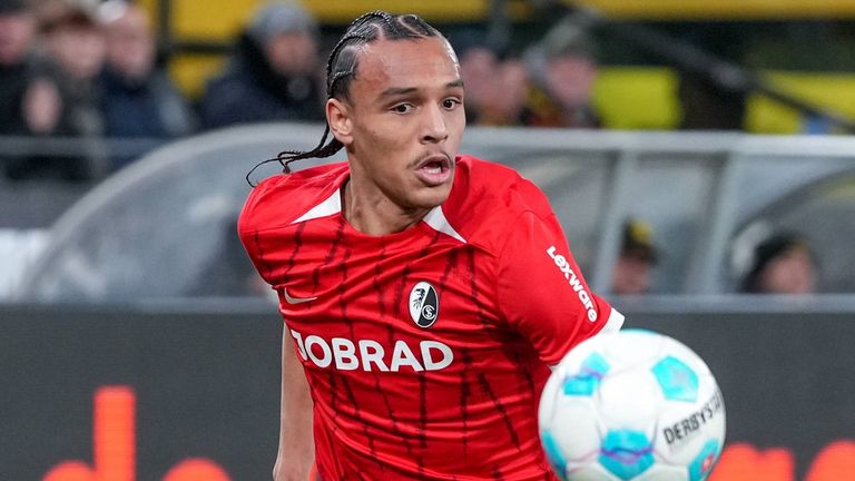 Kiliann Sildillia steht seit Sommer 2021 beim SC Freiburg unter Vertrag.