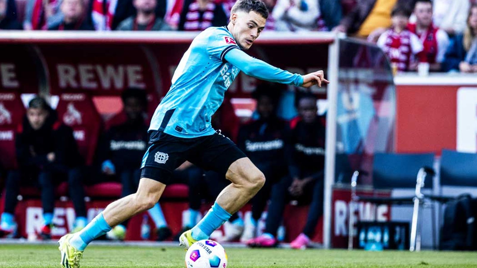 Kölns Trainer und Uli Hoeneß schwärmen von Florian Wirtz | Fußball News ...