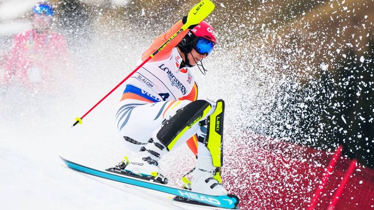 Lena Dürr patzt bei der Ski-WM im Slalom folgenschwer.