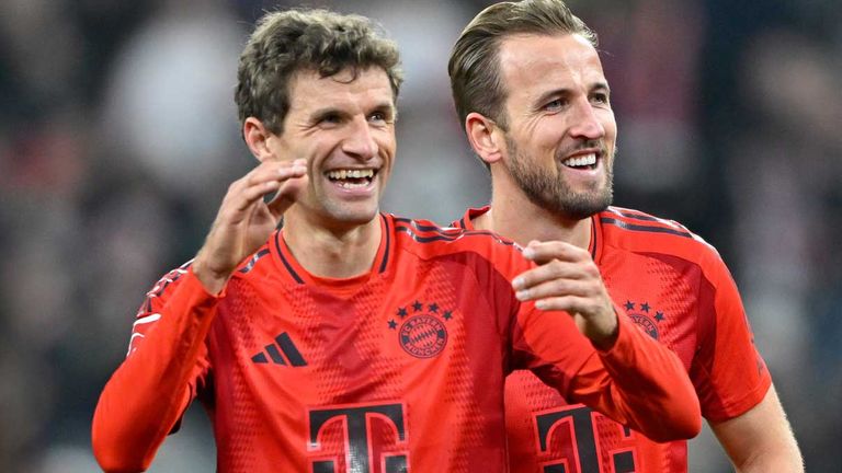 Harry Kane (r.) und Thomas Müller sind begeisterte Hobby-Golfer.