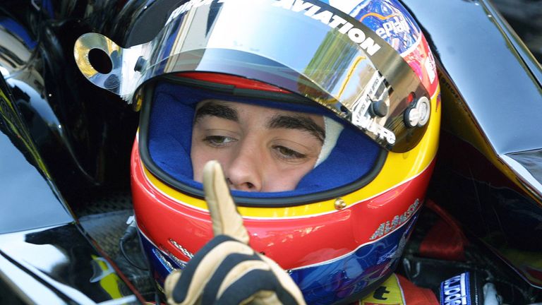 Meiste Saisons: Fernando Alonso hat bereits 21 Jahre in der Formel 1 als Stammfahrer verbracht. Rekord! Der Spanier debütierte 2001 im Minardi.