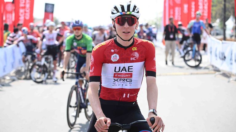 Tadej Pogacar steht vor dem Sieg der Gesamtwertung bei der UAE Tour.