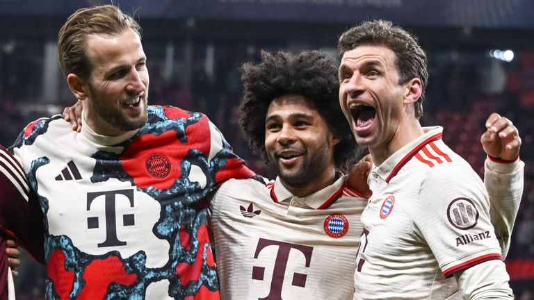 Harry Kane (v.l.), Serge Gnabry und Thomas Müller bejubeln den Einzug ins CL-Viertelfinale.