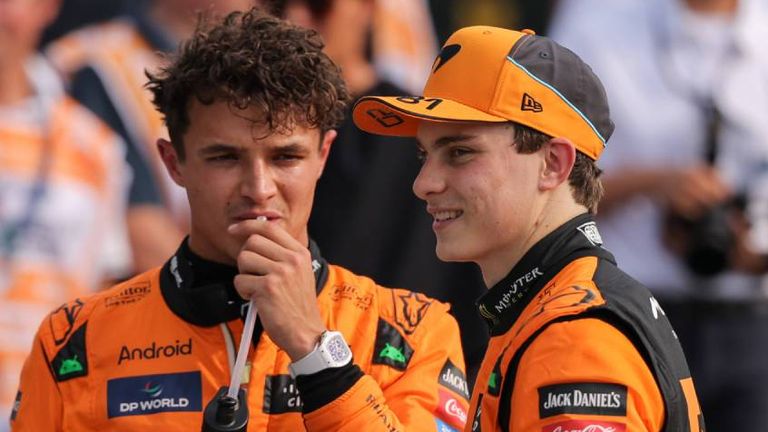 Lando Norris (l.) und Oscar Piastri (r.) sind seit 2023 Teamkollegen.