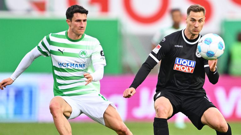 SpVgg Greuther Fürth gegen den SSV Ulm.