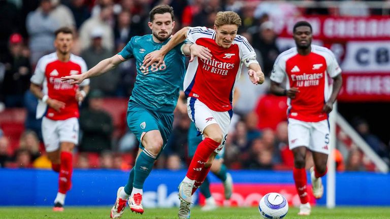 Arsenal musste vor dem Halbfinal-Rückspiel gegen PSG in der Champions League einen Dämpfer gegen Bournemouth hinnehmen.