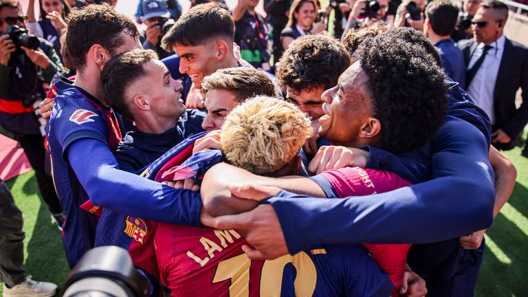 Der FC Barcelona gewinnt den Clasico gegen Real Madrid.