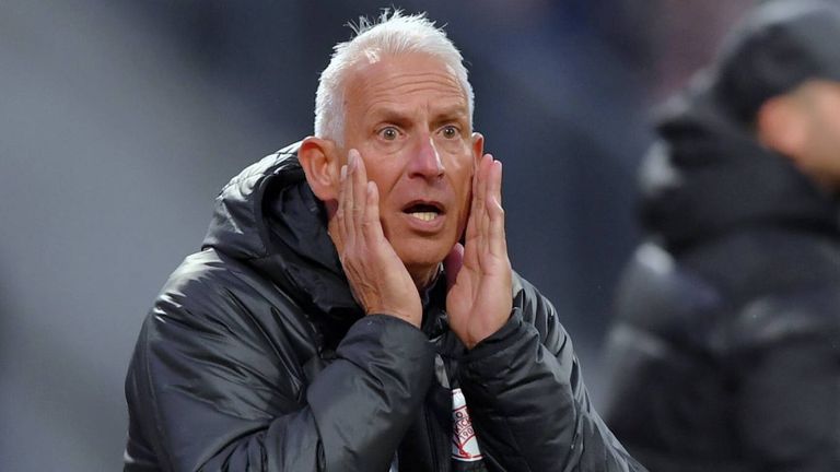 Christian Neidhart erleidet laut Medienberichten beim Training der Offenbacher Kickers einen medizinischen Notfall.