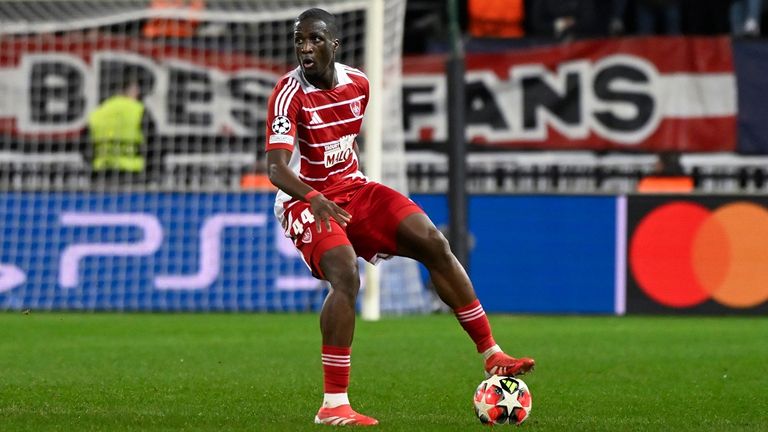 Soumaila Coulibaly ist aktuell vom BVB an Stade Brest ausgeliehen.