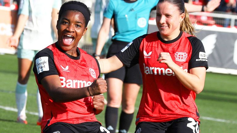 Delice Boboy (l.) wechselt von Leverkusen nach Leipzig.