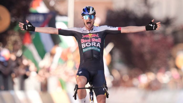 Nico Denz gewinnt die 18. Giro-Etappe.