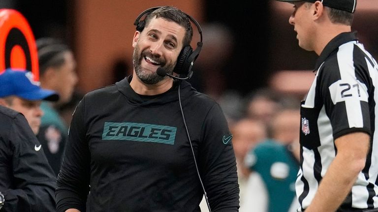 Headcoach Nick Sirianni bleibt den Philadelphia Eagles etrhalten.