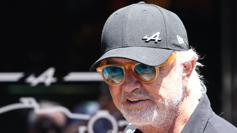 Alpines Interims-Teamchef Flavio Briatore verteidigt den Fahrerwechsel von Jack Doohan zu Franco Colapinto.
