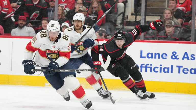 Die Florida Panthers gewinnen Spiel eins.