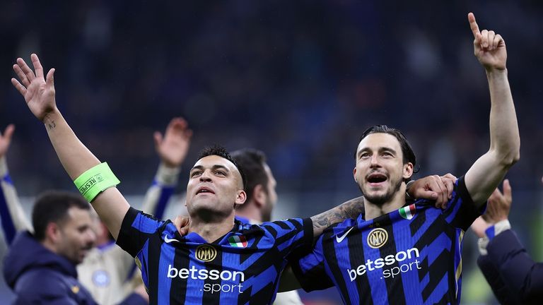 Inter Mailand & der FC Barcelona haben sich einen spektakulären, aber auch historischen Kampf geliefert.