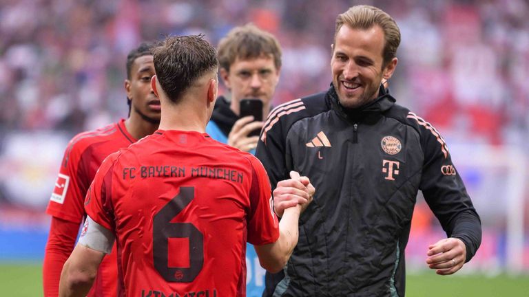 Harry Kane feiert  mit dem FC Bayern seinen ersten Meistertitel.