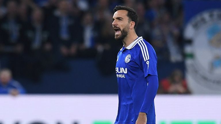 Kenan Karaman zeigt sich nach der Niederlage gegen Elversberg sichtlich angefressen!