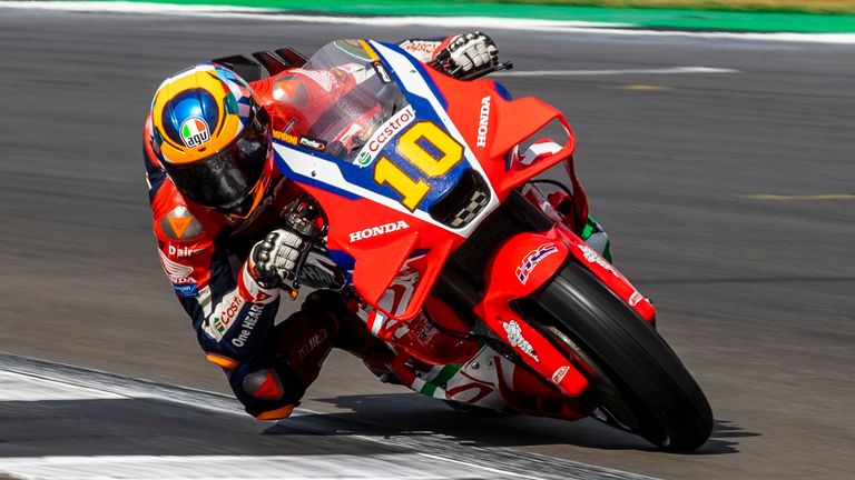 MotoGP-Pilot Luca Marini ist schwer gestürzt. 