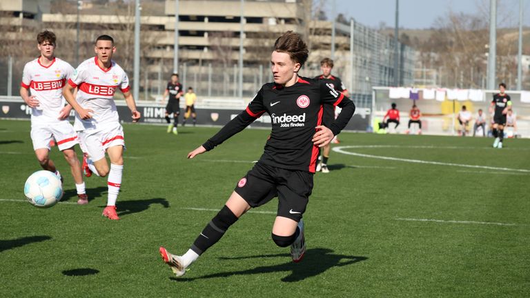 Niko Ilicevic spielte mit 14 bereits bei den Profis - hat das Folgen für die SGE?