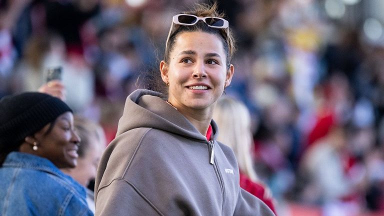 Lena Oberdorf arbeitet nach einem Kreuzbandriss an ihrem Comeback.