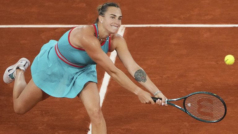 Aryna Sabalenka besiegt in der ersten French-Open-Runde die Russin Kamilla Rakhimova.