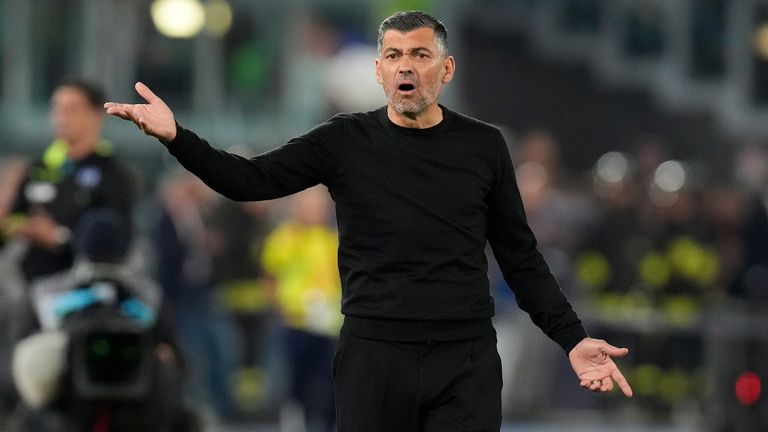 Sergio Conceicao ist nicht mehr länger Trainer in Mailand.