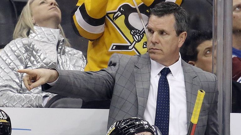 Mike Sullivan war zuletzt Coach der Pittsburgh Penguins.