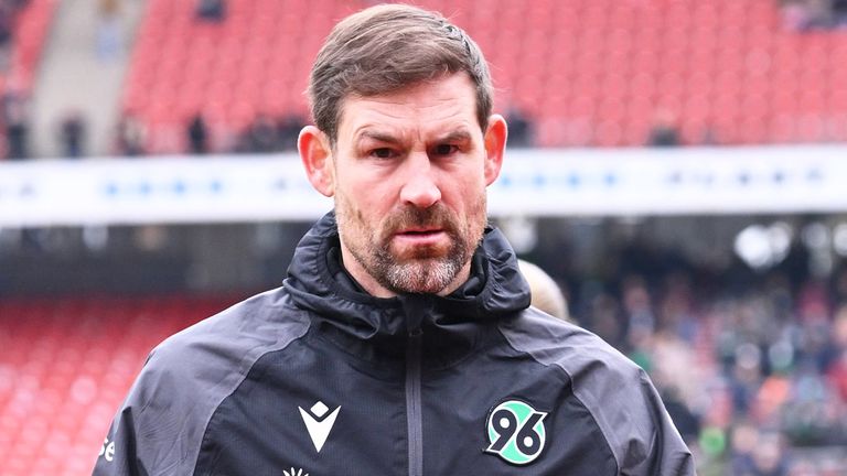 Thomas Kleine soll die SpVgg Greuther Fürth vor dem Abstieg in die 3. Liga retten.