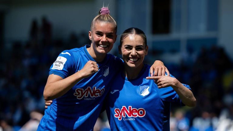 Die Spielerinnen der TSG Hoffenheim können künftig ihren Vertrag bei einer Schwangerschaft um ein Jahr verlängern.
