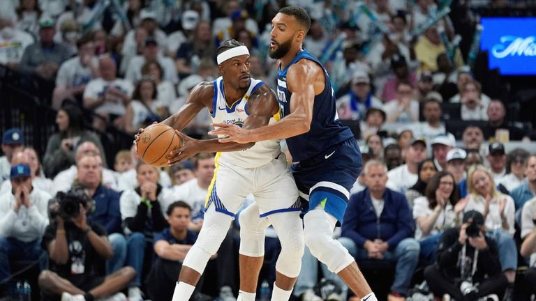 Die Golden State Warriors unterlagen ohne Superstar Stephen Curry den Minnesota Timberwolves.