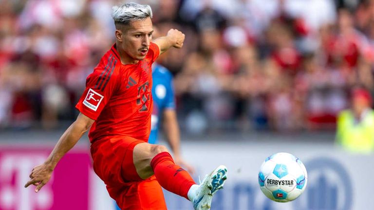 Bryan Zaragoza war 2024 vom FC Granada zu Bayern München gewechselt.