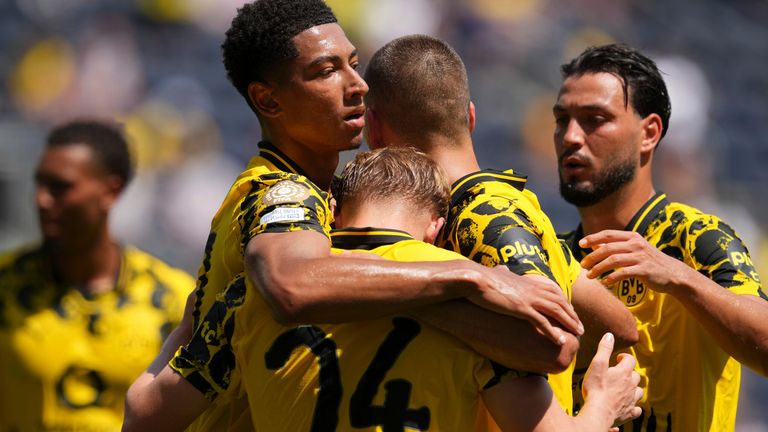 Der BVB zeigt gegen Ulsan seine beste Leistung bei der Klub-WM und sichert sich den Gruppensieg. 