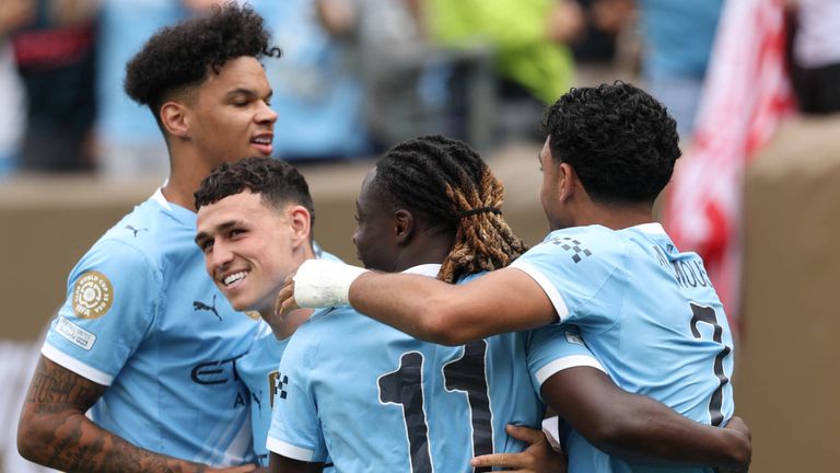 Manchester City wird seiner Favoritenrolle gegen Wydad Casablanca gerecht. 