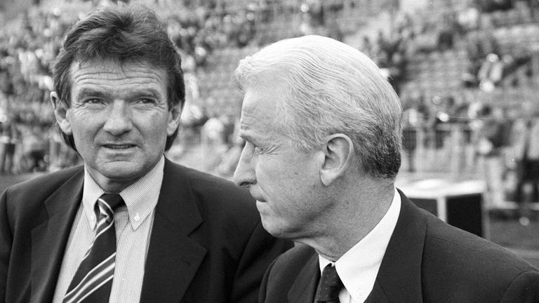 Egon Coordes (l.) war Co-Trainer von Bayern-Coach Giovanni Trapattoni (r.).