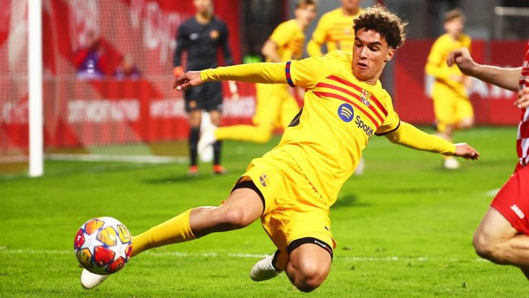 Barca-Talent Noah Darvich wechselt zum VfB Stuttgart. 