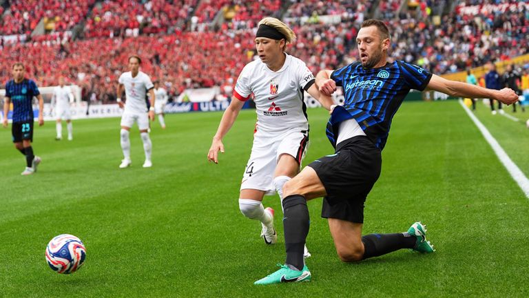 Inter Mailand gewinnt bei der Klub-WM gegen die Urawa Red Diamonds.