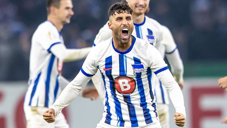 Nader El-Jindaoui bejubelt hier noch im Trikot von Hertha BSC ein Tor.