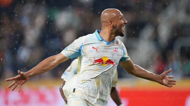 Karim Onisiwo trifft per Kopf bei der Klub-WM zum Sieg.