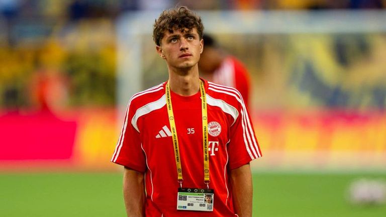 Bayern-Talent Maurice Krattenmacher reist für Gespräche mit anderen Klubs aus den USA ab.