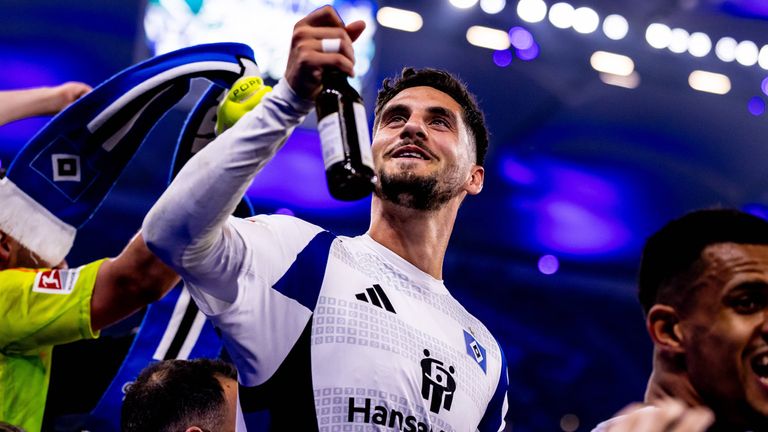 Im Mai feiert Ludovit Reis noch den Bundesliga-Aufstieg mit dem HSV, nun wechselt er zu Club Brügge nach Belgien. 